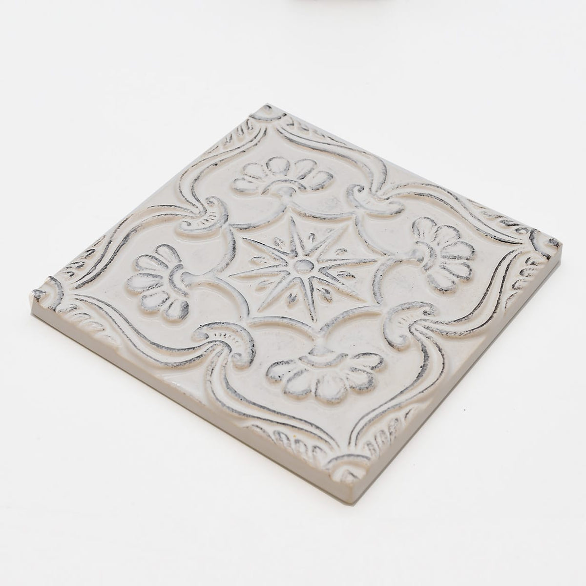 Azulejo à relief blanc du Portugal Azulejo Padrão à relief - 15x15cm