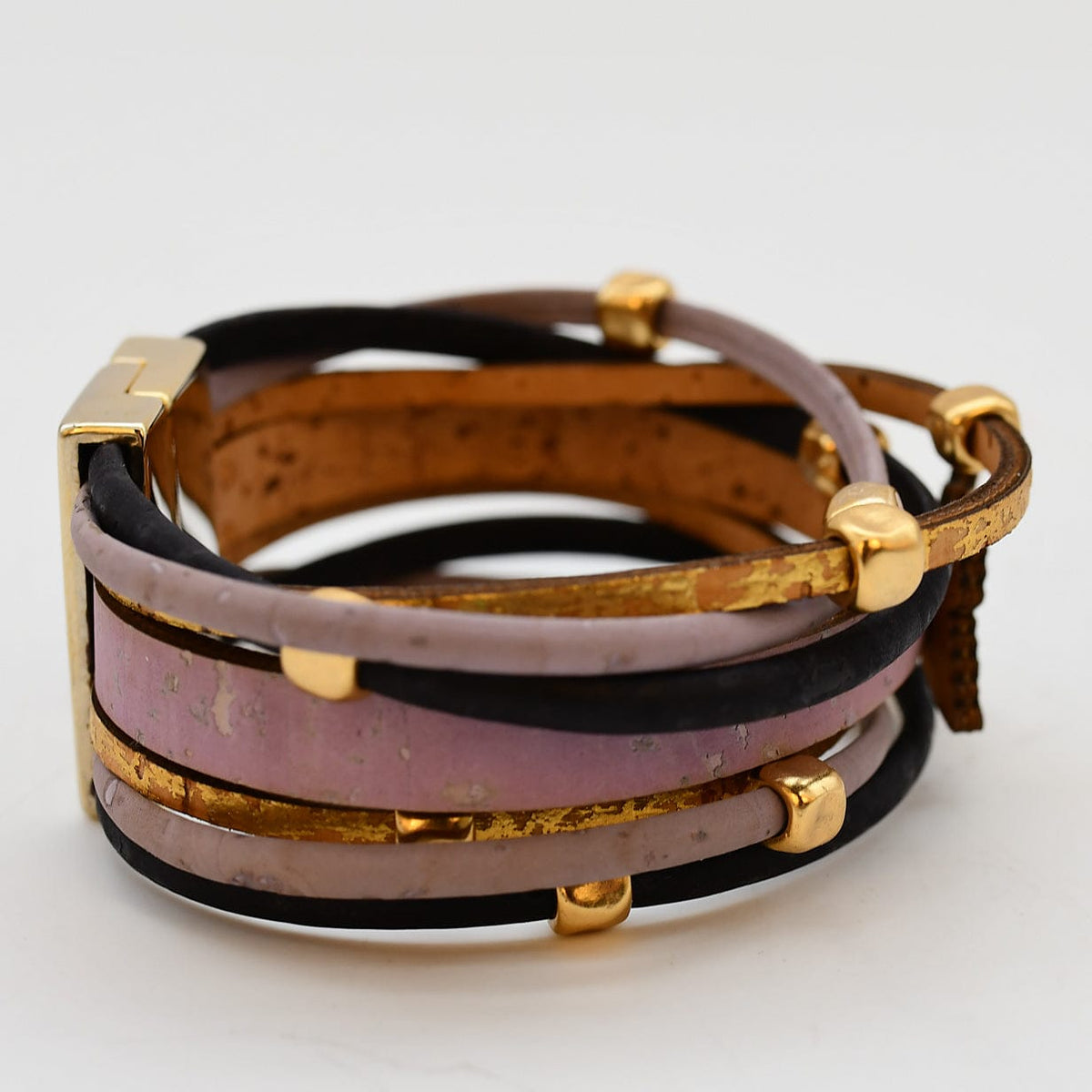 Bracelet en liège artisanal – Élégant, vegan et unique Bracelet en liège
