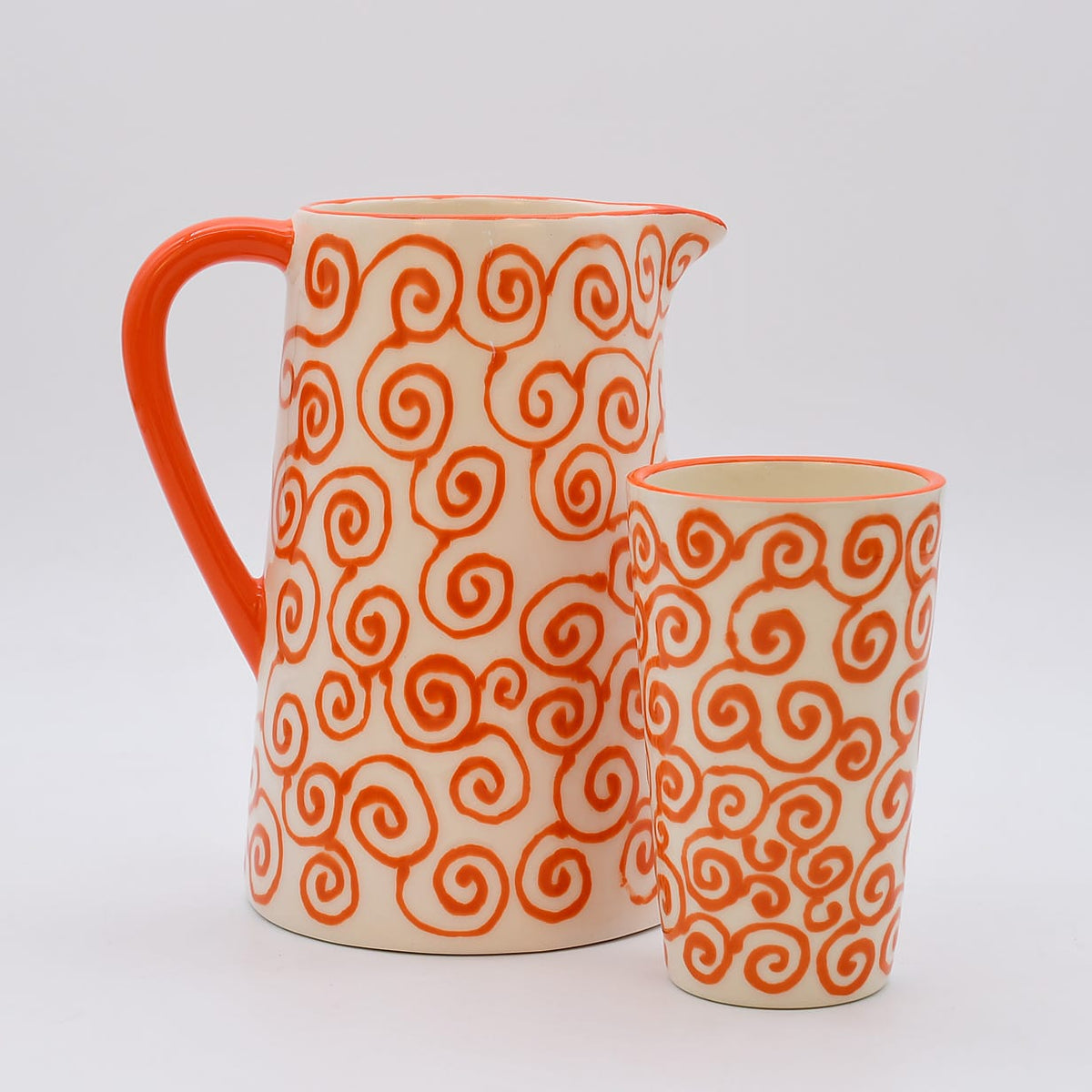 Carafe Tourbillon orange en céramique artisanale Carafe “Redemoinho” - Orange