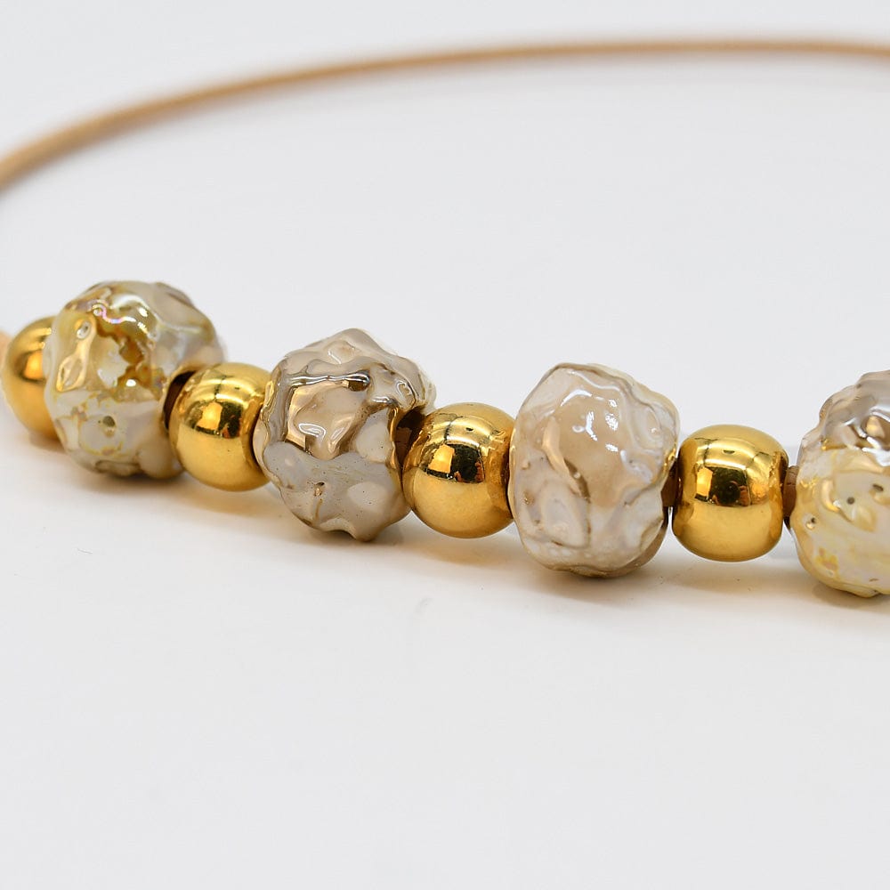 Collier en liège et 4 perles grises élégant et artisanal Collier en liège et perle