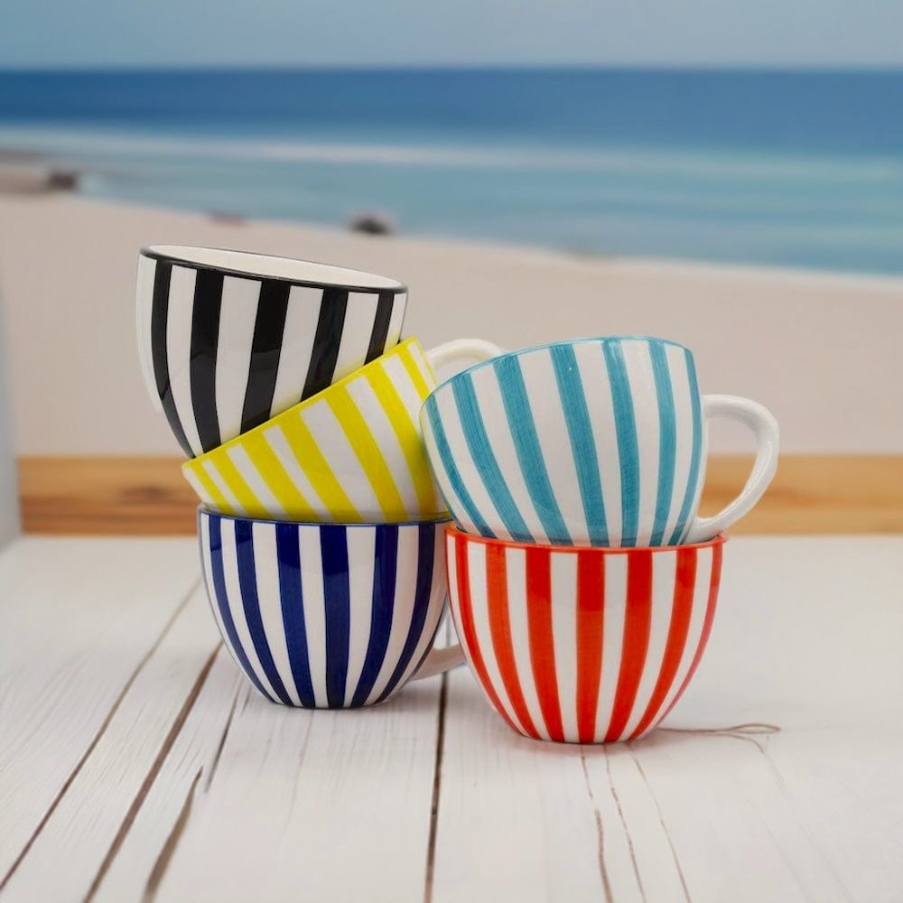 Grande tasse en porcelaine portugaise I Vente en ligne Grande tasse rayée "Costa Nova Mar" - Turquoise