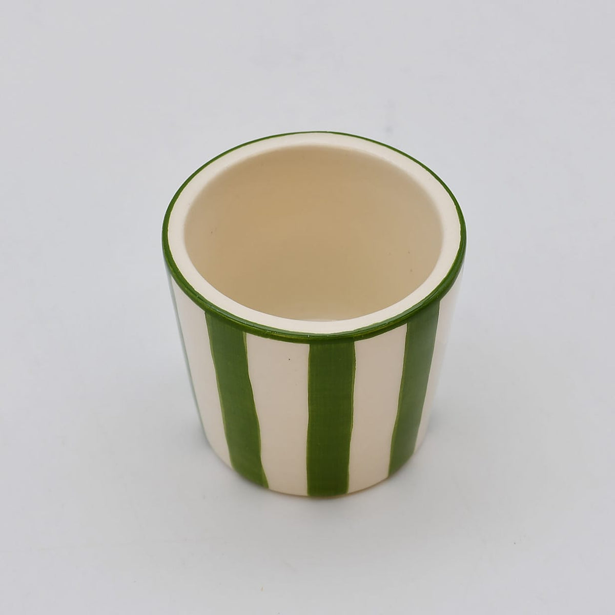 Tasse espresso Costa Nova artisanale verte peinte main Tasse à espresso rayée "Costa Nova Mar" - Vert