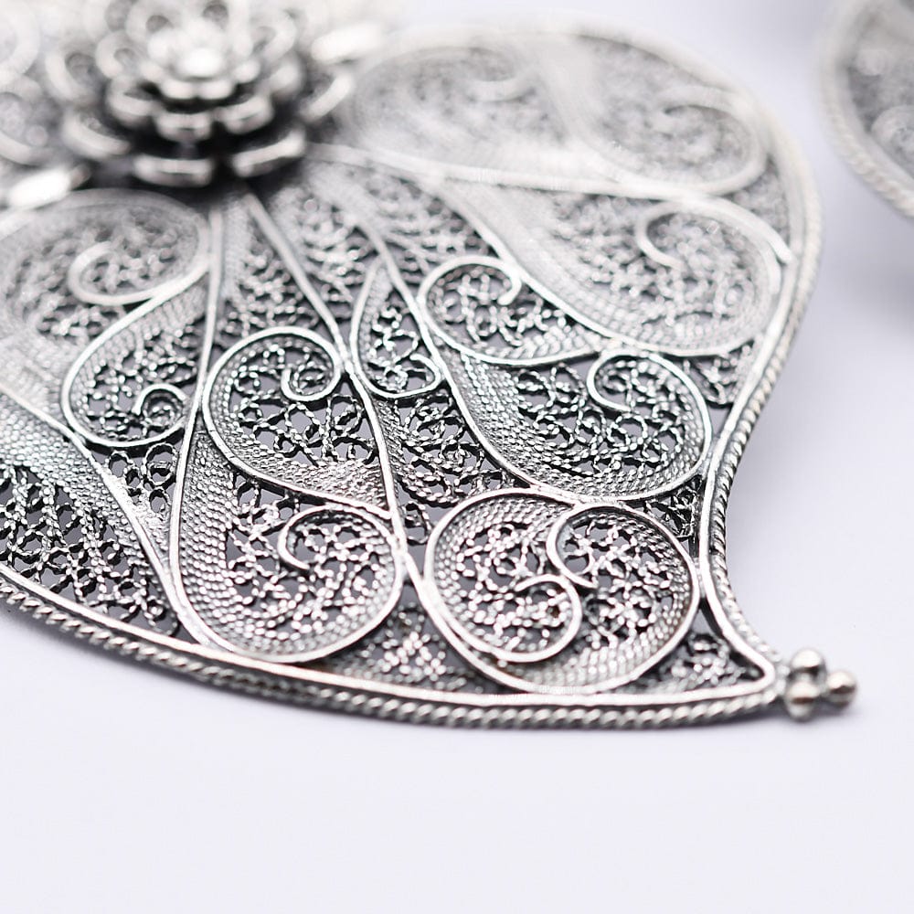 Boucles d'oreille Coeur de Viana en filigrane d'argent oxydé 6,5cm Coração de Viana I Boucles d'oreille en argent oxydé - 6,5cm