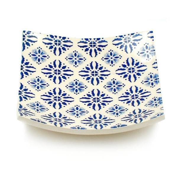 Flat ceramic cup