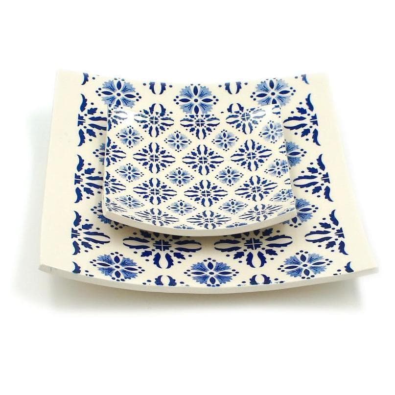 Flat ceramic cup