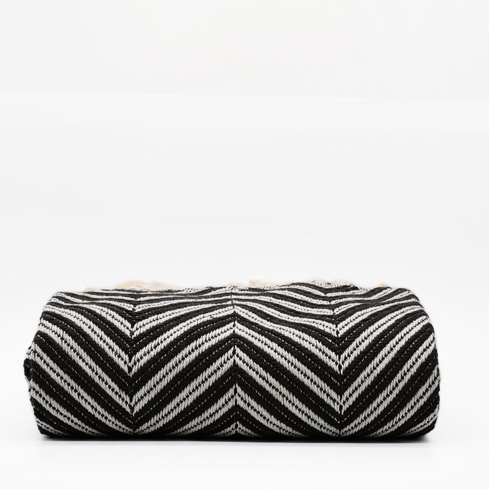 Plaid à franges en coton motifs chevrons marrons Plaid "chevrons" à franges en coton 200X135 - Marron