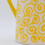 Carafe Tourbillon jaune en céramique artisanale Carafe “Redemoinho” - Jaune