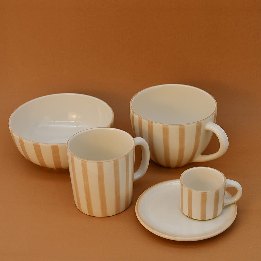 Mug en céramique portugaise rayé moka et blanc Mug rayé "Costa Nova Mar" - Moka