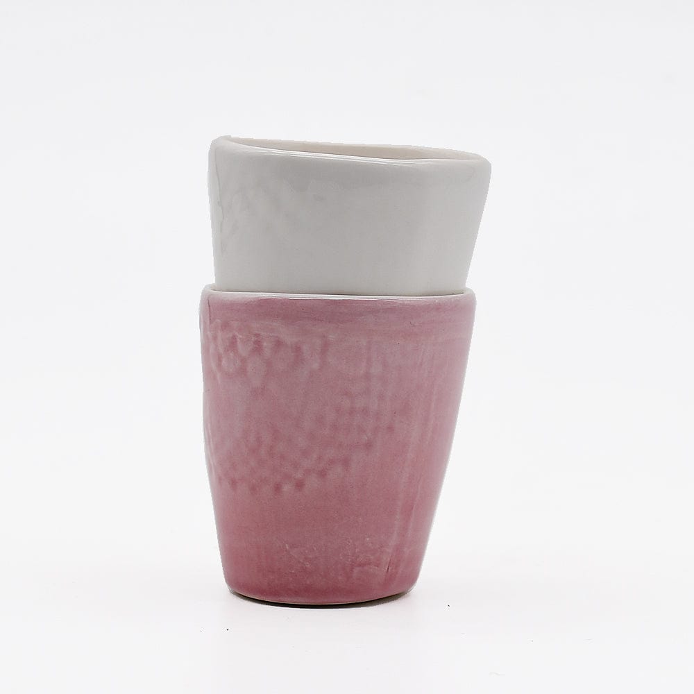 Assiette en céramique beige I Motifs dentelles portugaises #DRAFT Tasse à expresso Carimbada Rose
