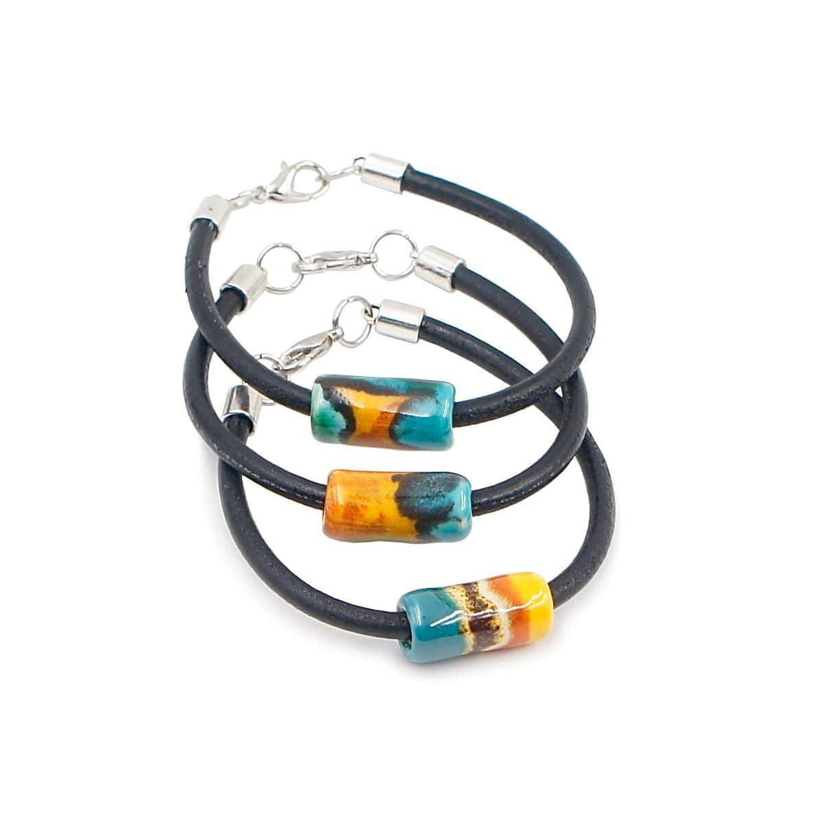 Ceramic bracelet on leather: Turquoise-blue