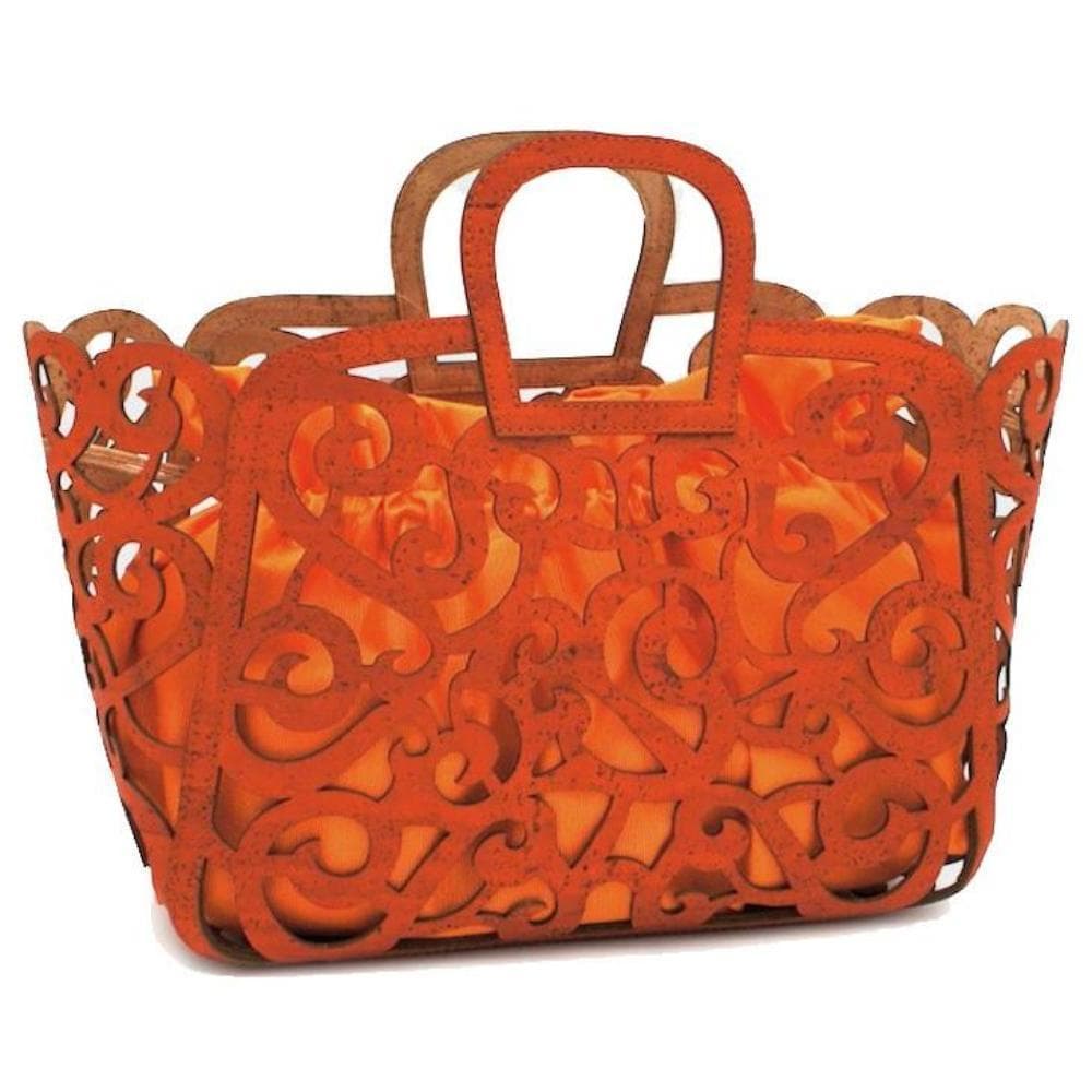 Korb aus orangefarbenem Kork