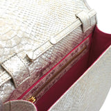 Silberne Clutch-Tasche aus geprägtem Kork